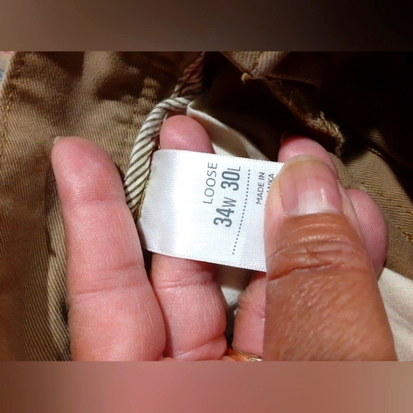 Old Navy Men's Loose Khaki Pants Size 34/30 Tan - Picture 5 of 5